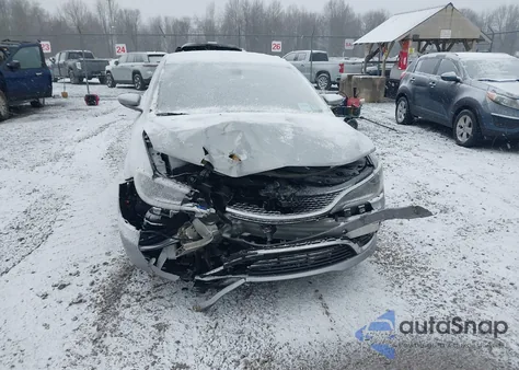 2015 Chrysler 200 Limited из США, поврежденный, VIN 1C3CCCAB0FN578444